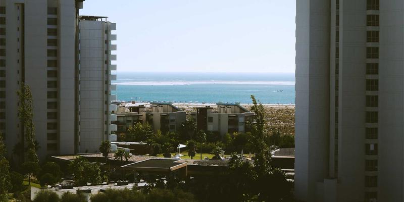 边缘计算与云计算的协同架构：如何利用AWSXY降低延迟与带宽成本